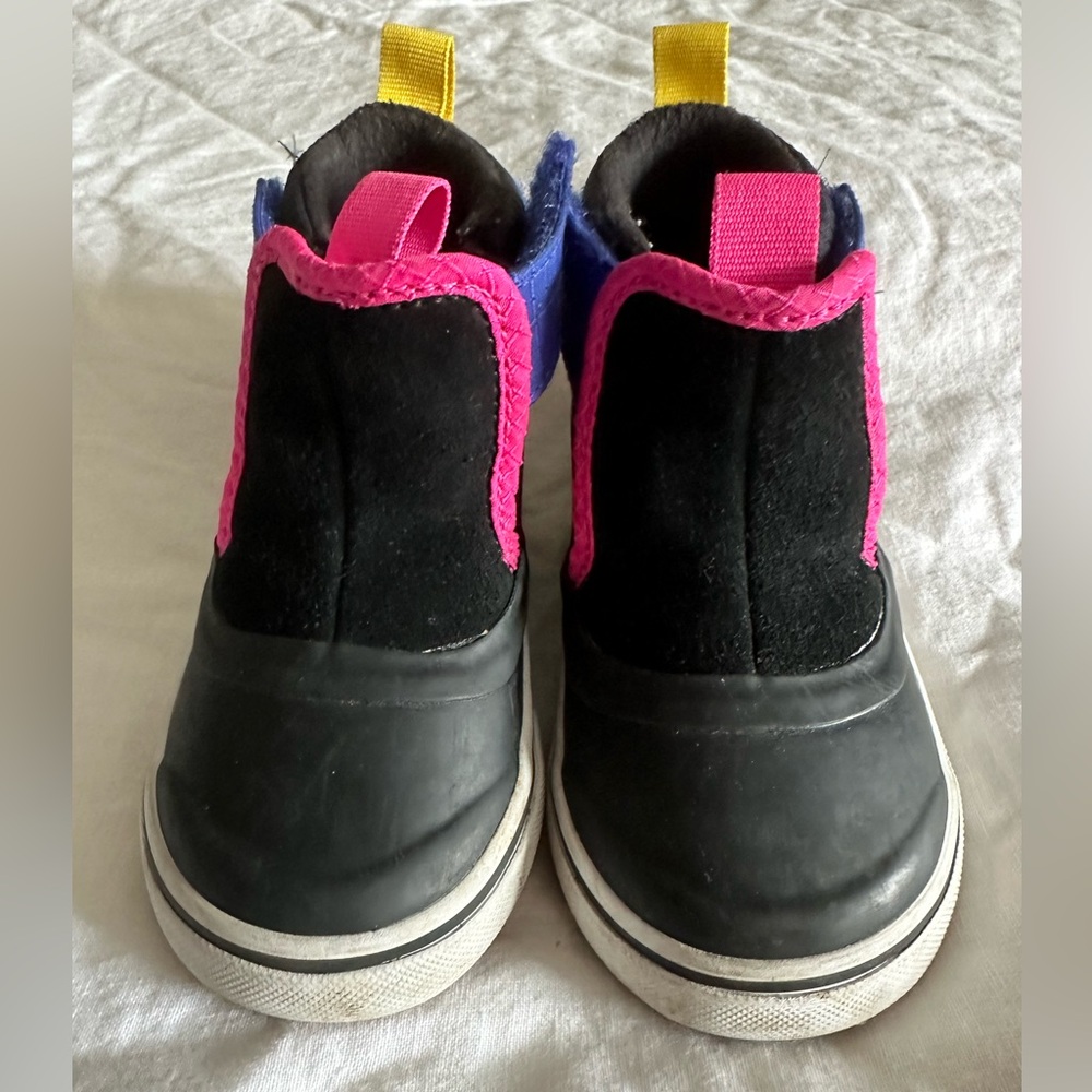 Vans kids multi-color MTX pull on insulated Boots